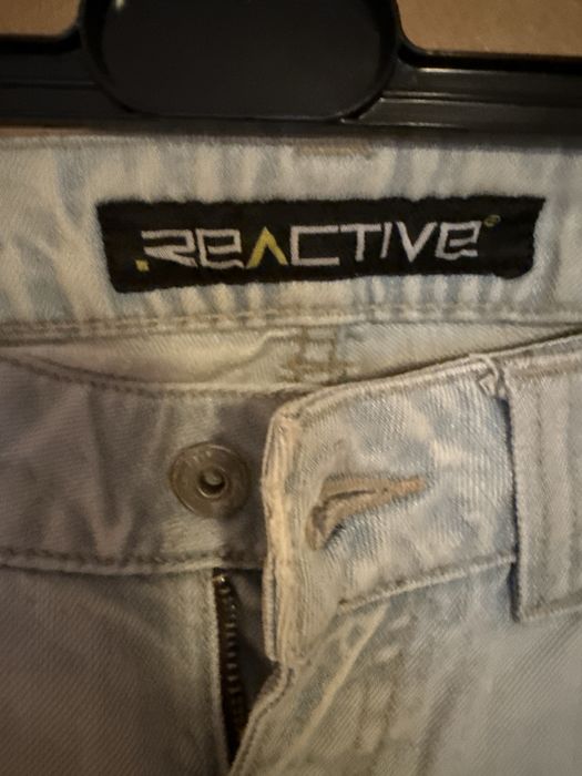 Jasne dzwony Reactive, styl Y2K, rozmiar