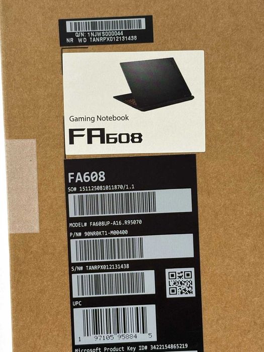 Asus Tuf A16 FA608UP Ryzen 9 RTX5070 1TB 32GB
