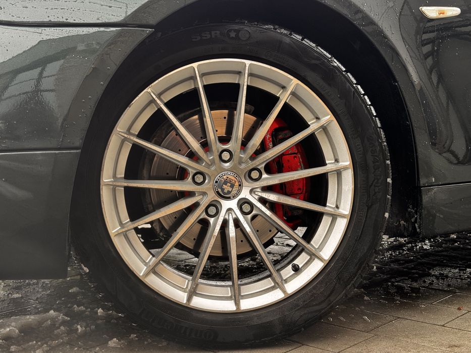 BMW 5 Series E60 Автомат, гарний стан, гарна техніка.