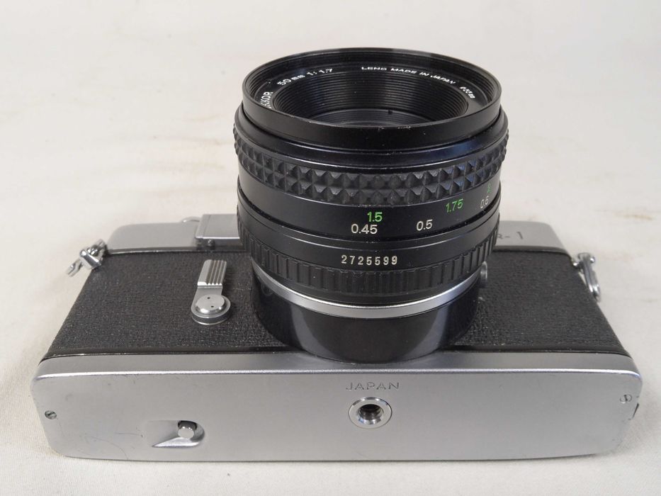 Minolta SR-1 z bardzo jasnym obiektywem