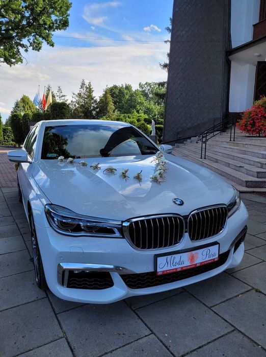 BMW 7 biała perła limuzyna auto do ślubu wynajem samochód