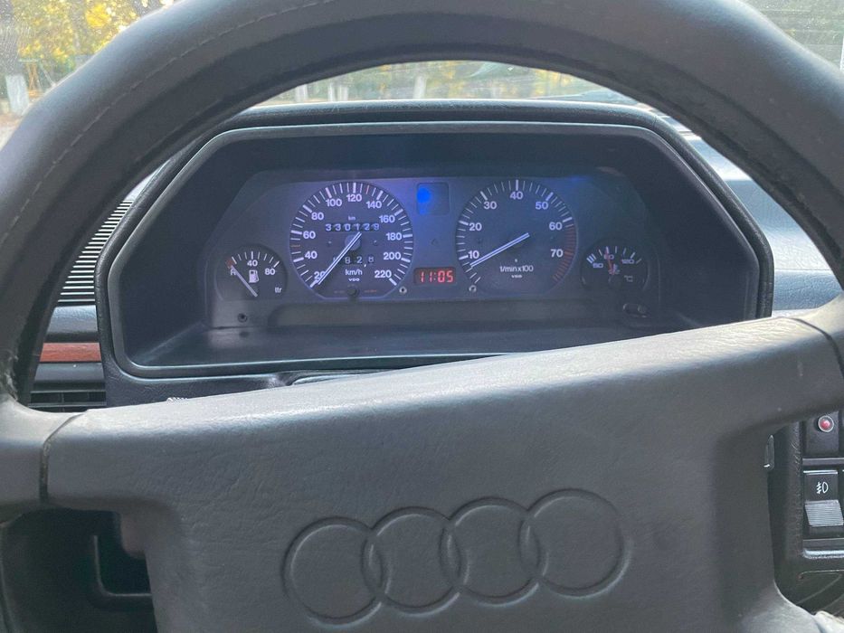 Продам Audi 100 C3