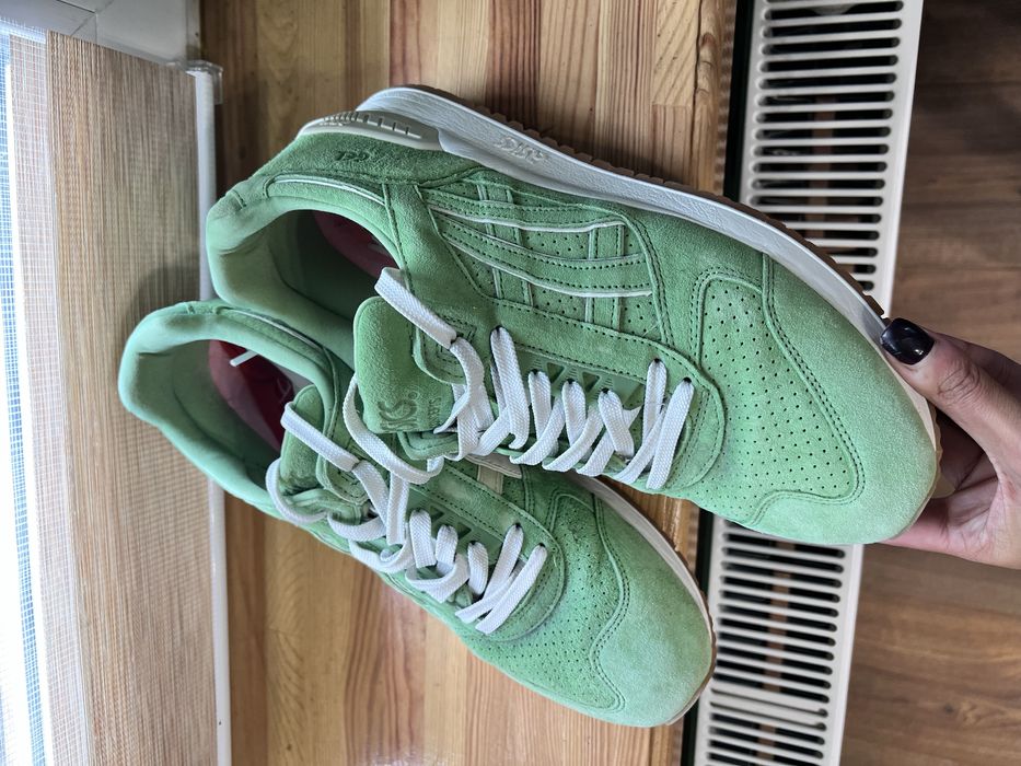 Чоловічі кросівки asics