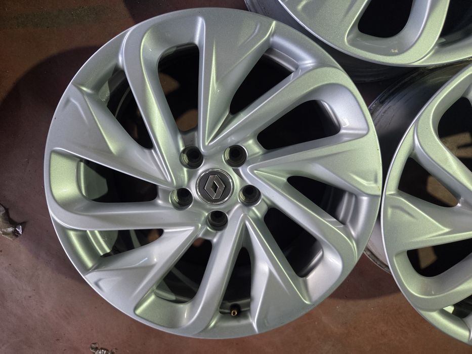 Диски R18 5/114.3 Renault Nissan Toyota Subaru Lexus