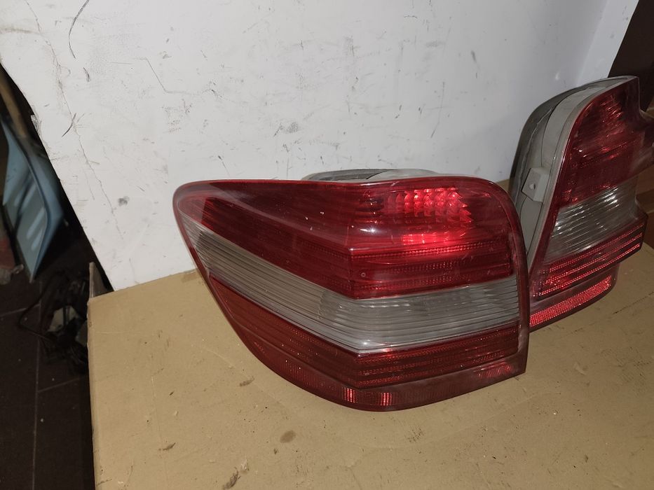 Lampy tylne Mercedes ml