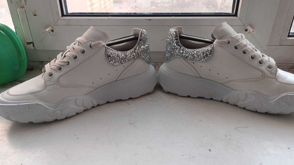 Преміум кросівки Alexander McQueen Original Made in Italy.Р 38.25. см