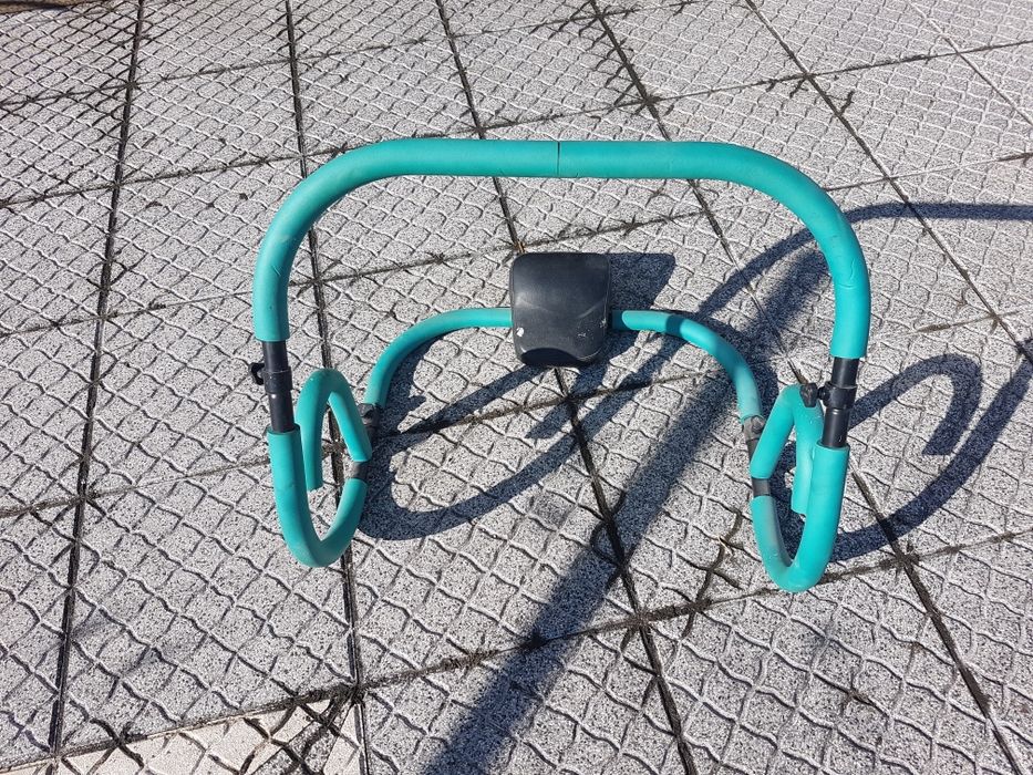 Banco de abdominais e bicicleta64286266458115121
