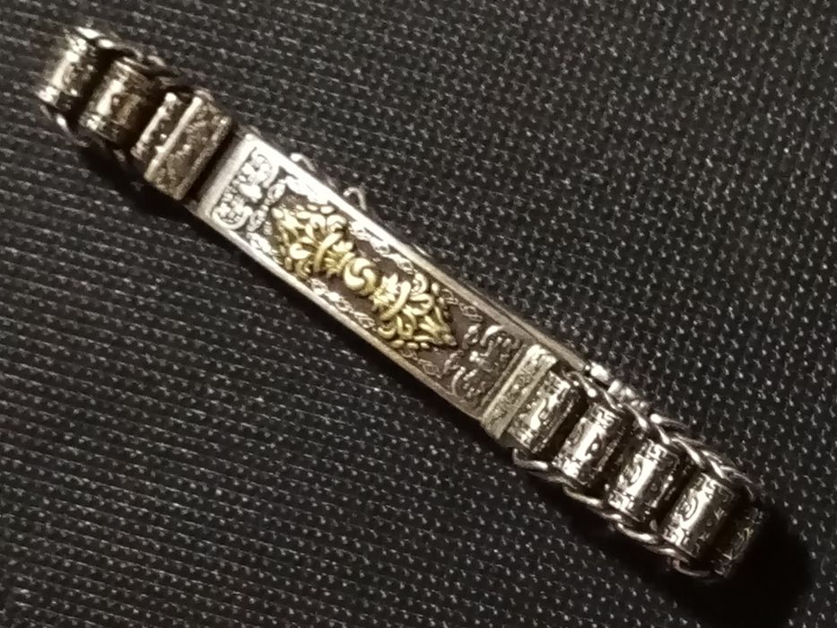 Браслет стерлинговое серебро с родированым покрытием.