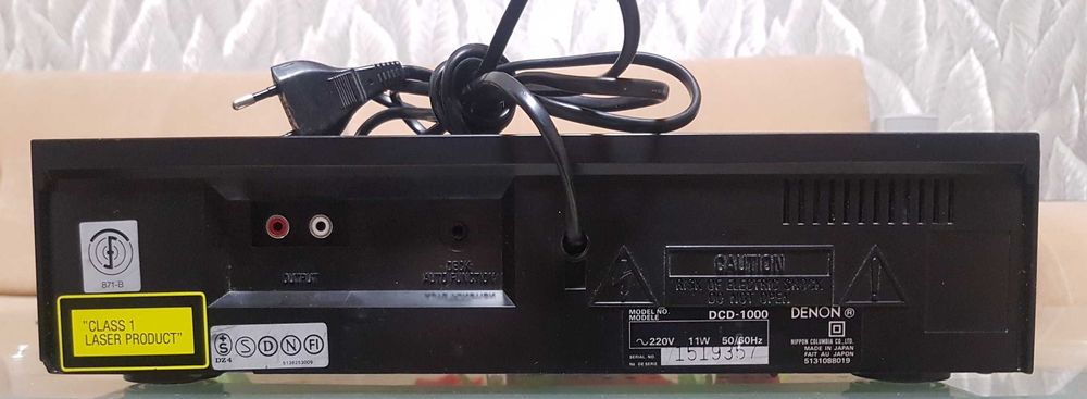 Проигрыватель CD  Denon DCD-1000 made in Japan/Japon