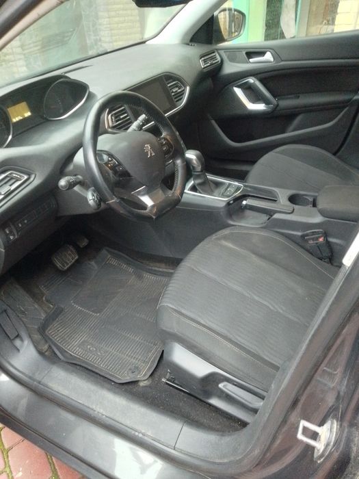 Рeugeot 308 17р автомат