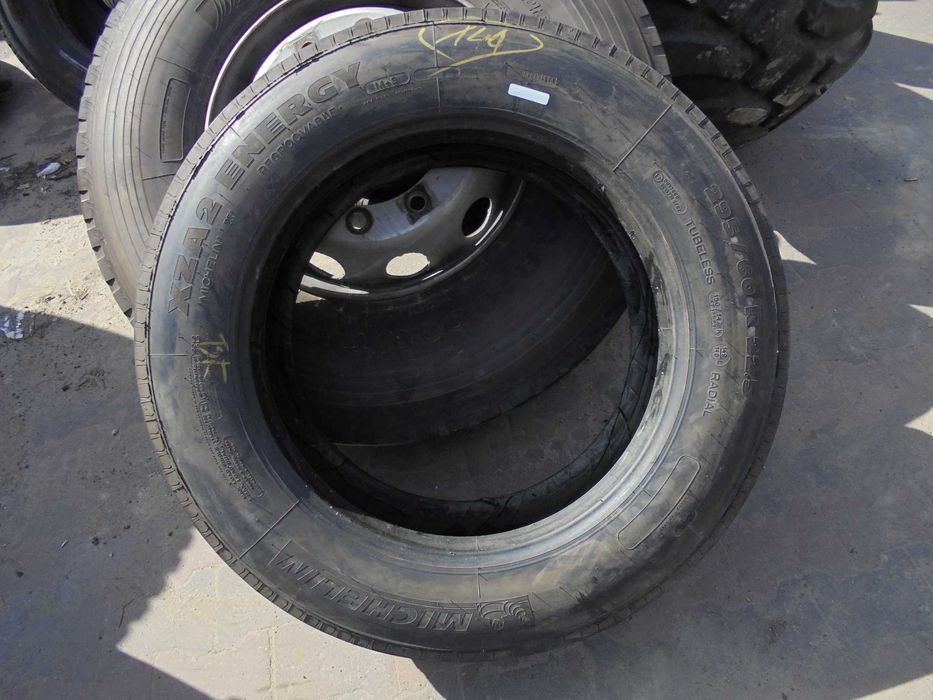 Opona 295/60R22.5 Michelin XZA 2 ENERGY (1300 netto)