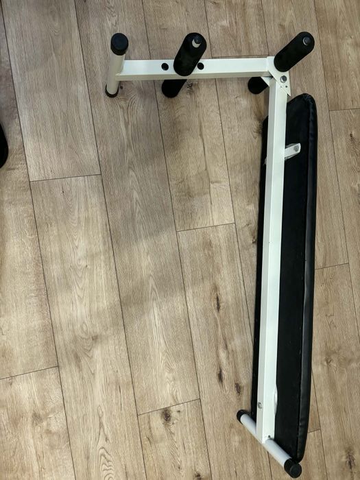 Ławeczka do brzuszków