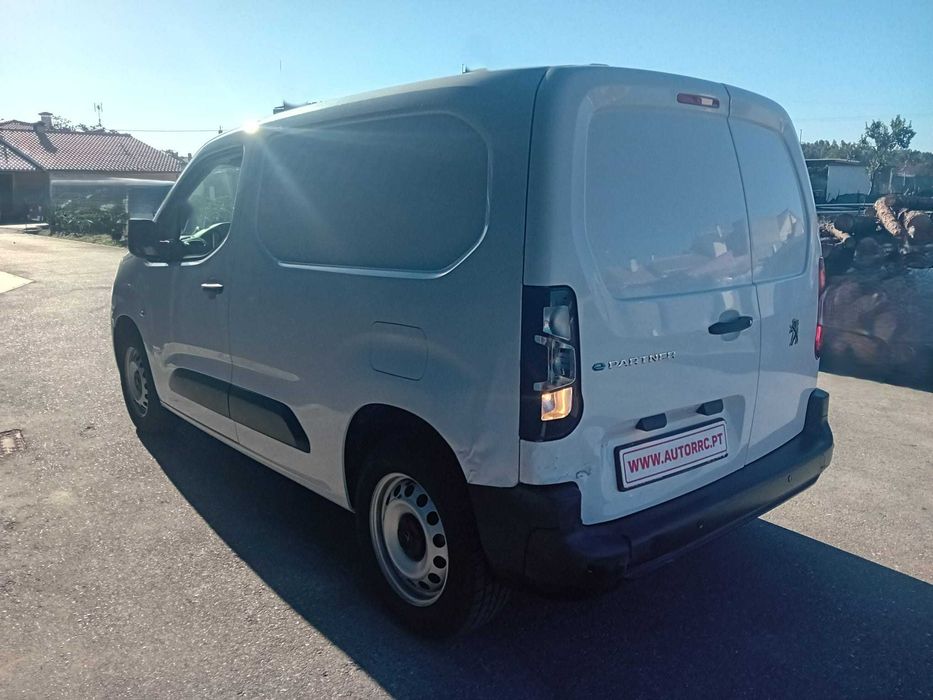 Peugeot e-Partner