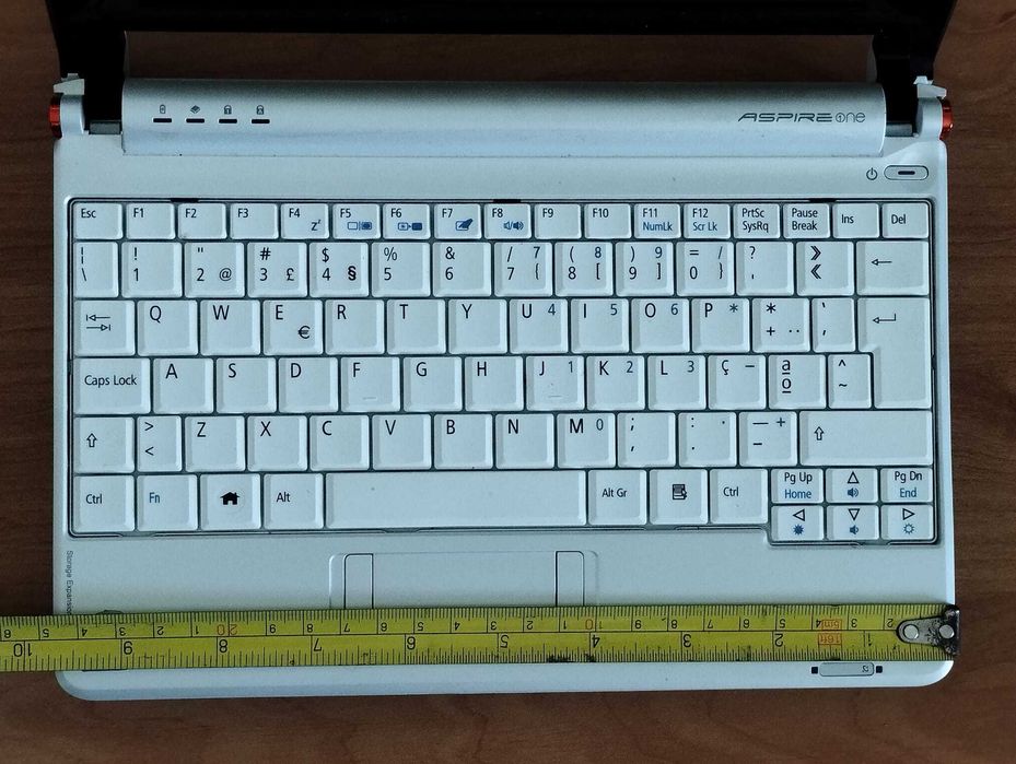 Portátil Acer Aspire One ZG5