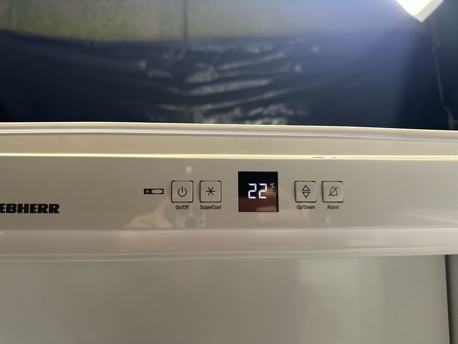 Вбудований холодильник Liebherr /284 л /BioFresh/A+++/PowerCooling