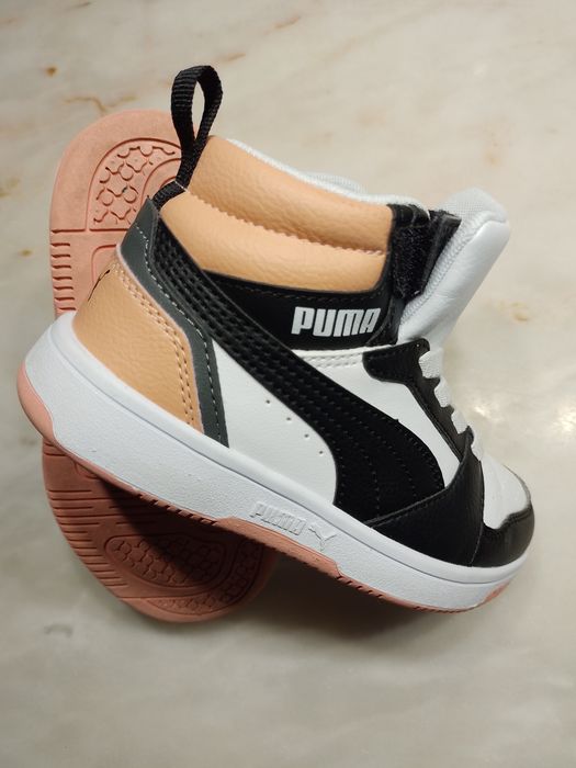 Botas Puma Rebound V6 Mid
