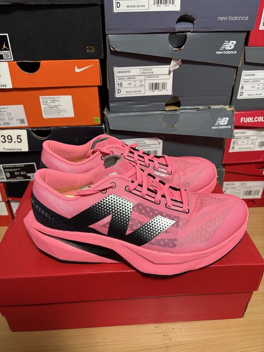 Новые ОРИГИНАЛ оригінал кроссовки кросівки New Balance нб V4 Rebel