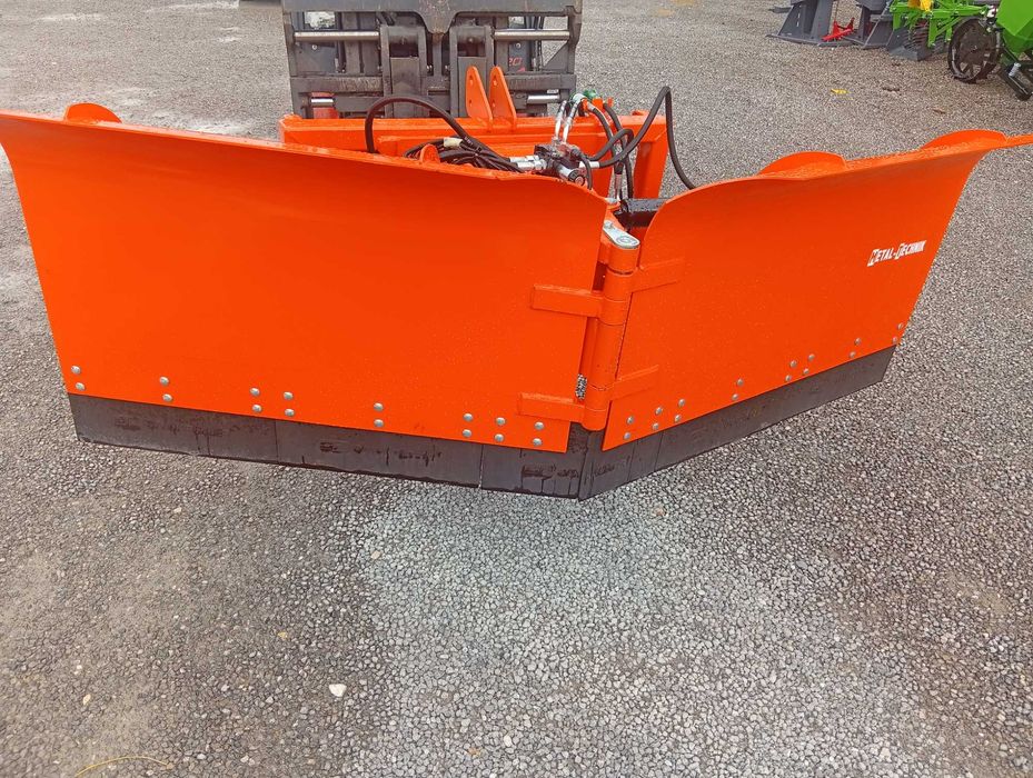 NOWY !  Pług do odśnieżania 3m hydrauliczny V U – 418 kg GWARANCJA!!