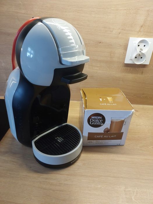 Ekspres na kapsułki Nescafe Dolce Gusto