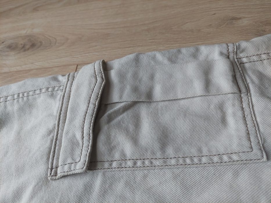 białe/beige spodnie damskie