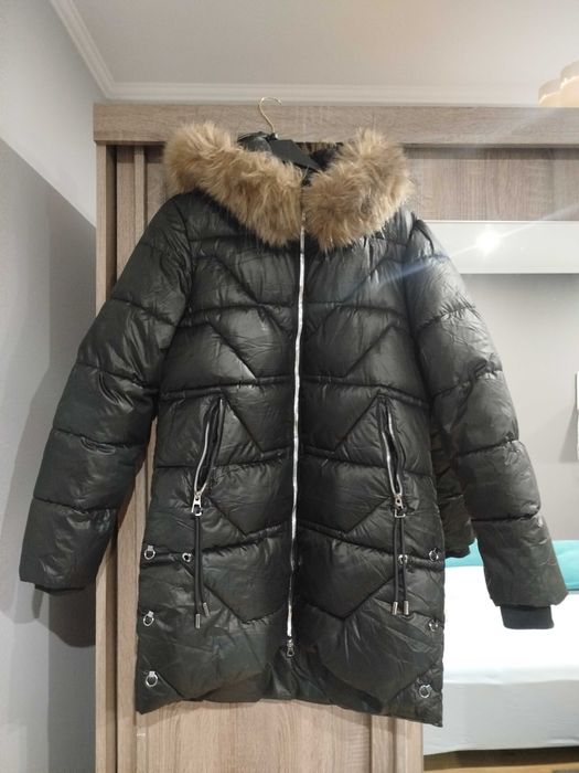 Sprzedam czarną kurtkę