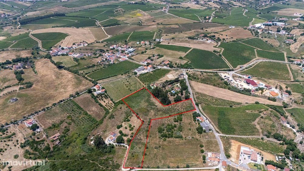 Oportunidade Única de Investimento em Terreno com Potencial Agrícola e — Carnota, Lisboa