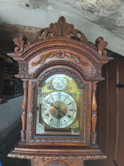 Relógio de sala usado em bom estado e a funcionar bem