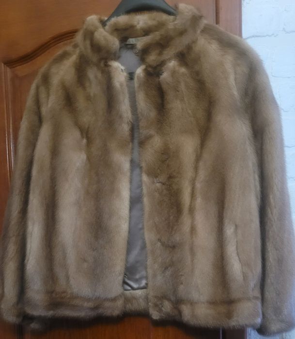 Продам шубку норка s