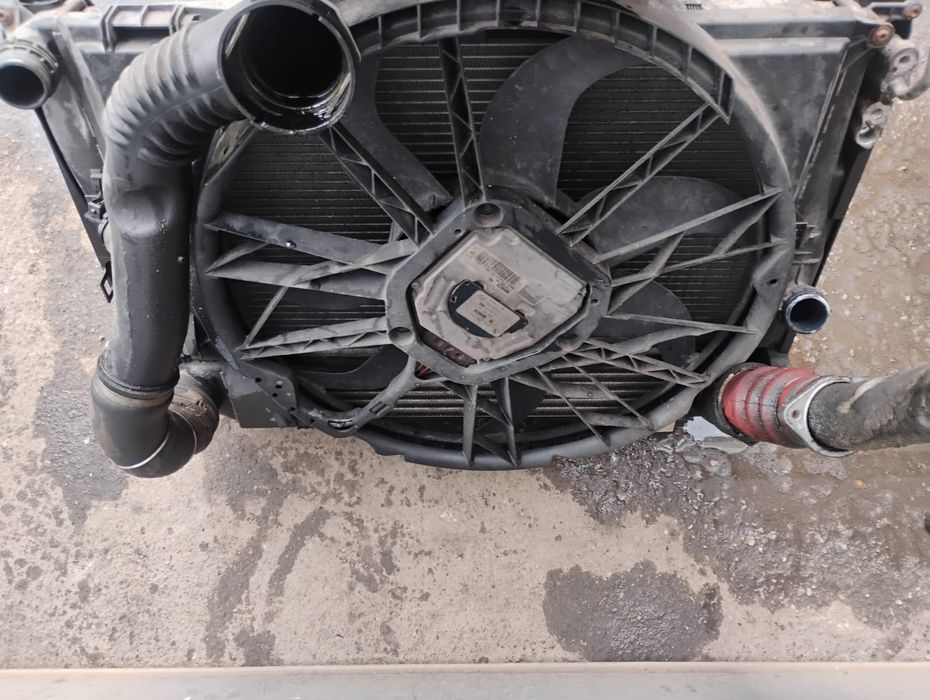 Chłodnica Wentylator Bmw E90 E91 E92 325d 2.5d 3.0d M57