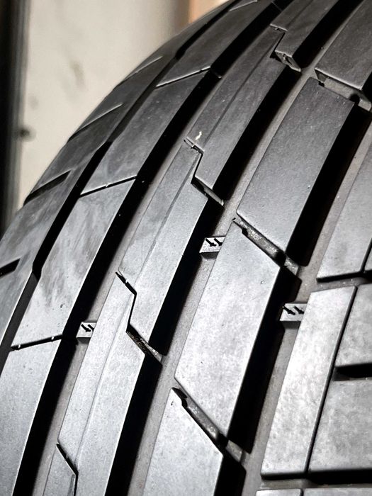Pneus Hankook Ventus S1 Evo3 - 235/40/19 - Como NOVOS
