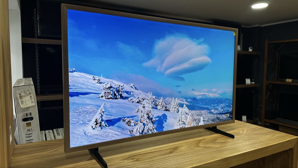 Телевізор QLED 55" Hisense 55S7NQ  144gHz, 4к, Smart TV гар12