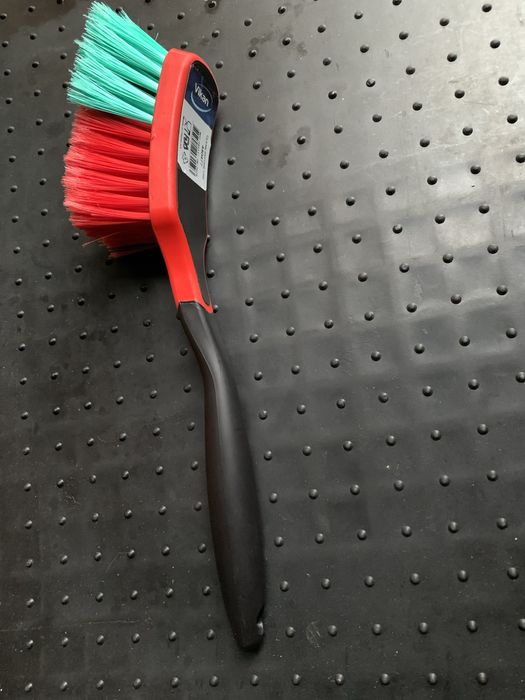 Щітка,щетка м'яка, стійка до хімічних речовин Vikan 31см (Denmark)