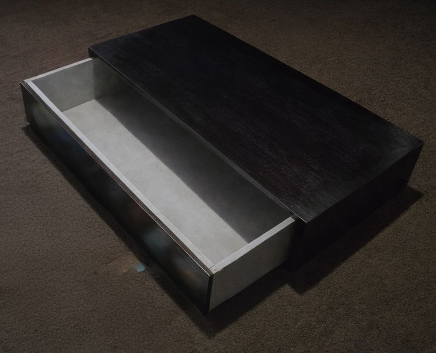 Mesa de centro castanha e cinza