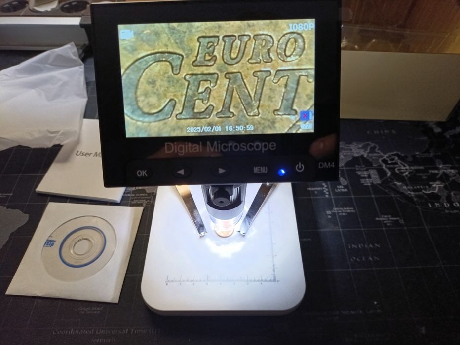 Электронный микроскоп на аккумуляторе