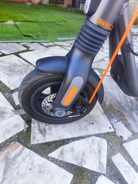 Trotine eletrica segway ninebot F2 Pro