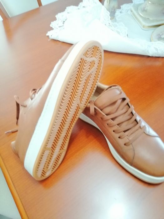 Sapatos novos N. 42 . Azul e Camel