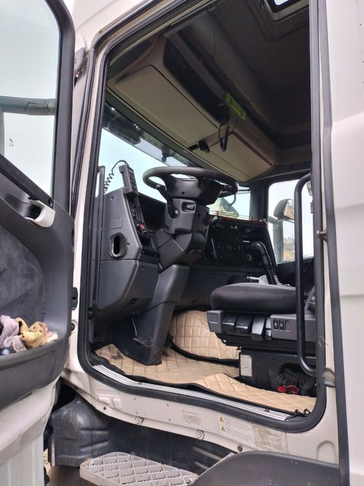 Продам Scania r380 тягач