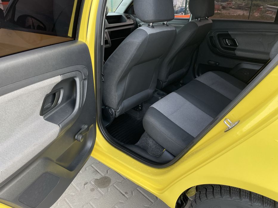 Skoda Fabia 2011 VIN TMBJH15J1CB500441 фото оголошення 5 з 8