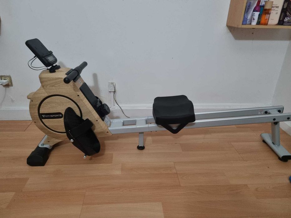 Máquina de remo caseiro