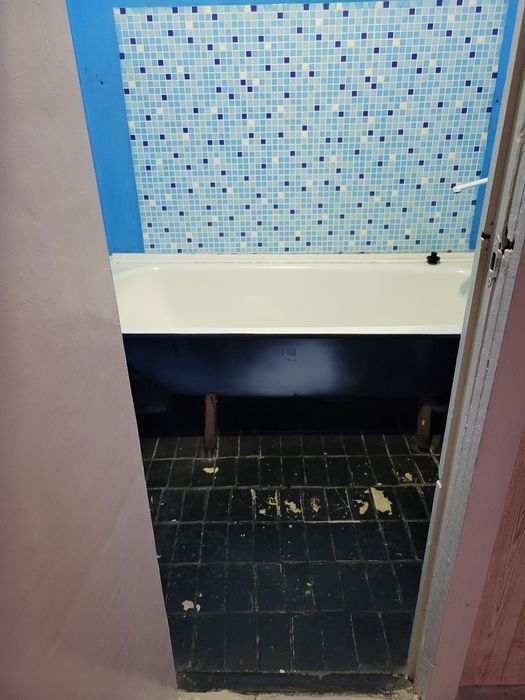 3-кімн. квартира в новому районі з автономним електроопаленням