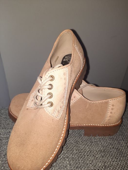 Sapatos carneira N° 34