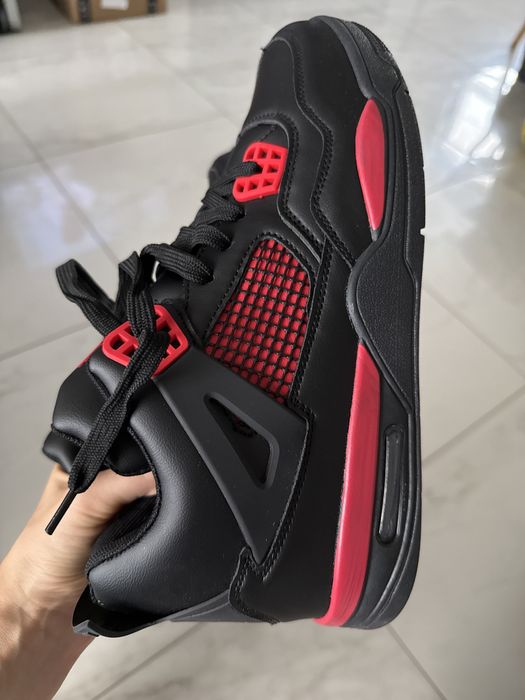 Buty Air Jordan nowe 43