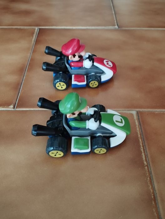 Brinquedos Super Mario e Luigi Kinder