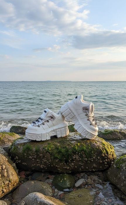 New Rock  Нюроки  білі  в розмірах