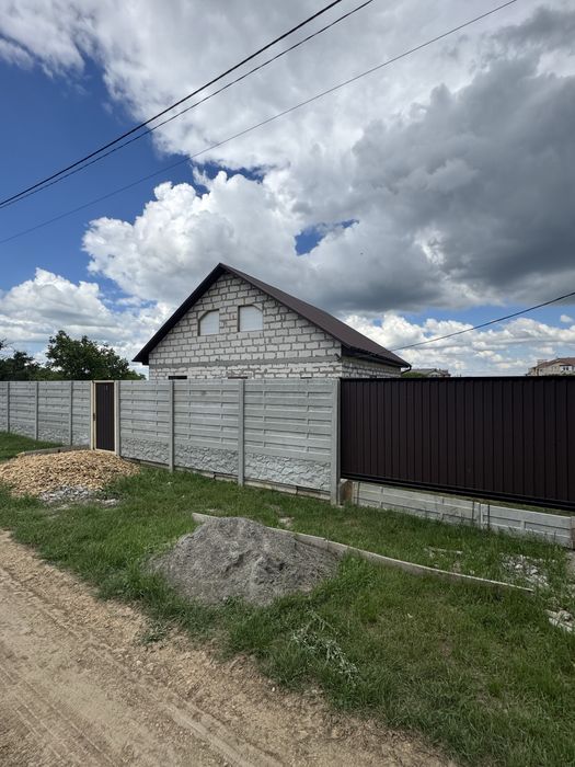 Продам уютный , добротный дом