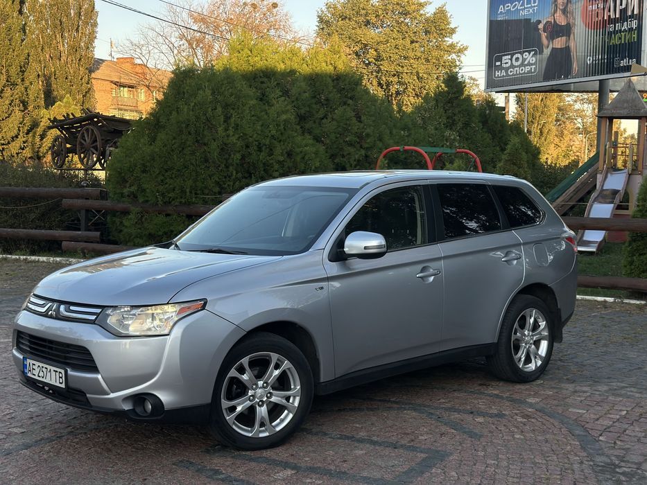 Mitsubishi Outlander 2013
