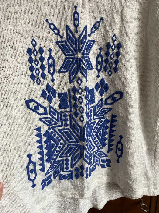 Biała bluzka damska w boho niebieski wzór rozmiar 40