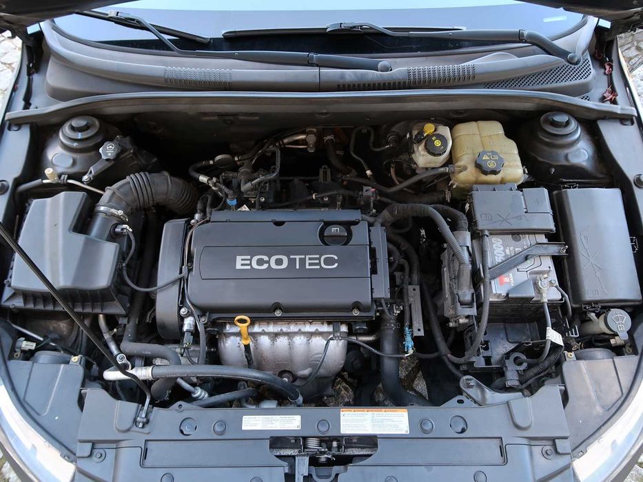 Chevrolet Cruze 1.6 LS 2011 em estado perfeito