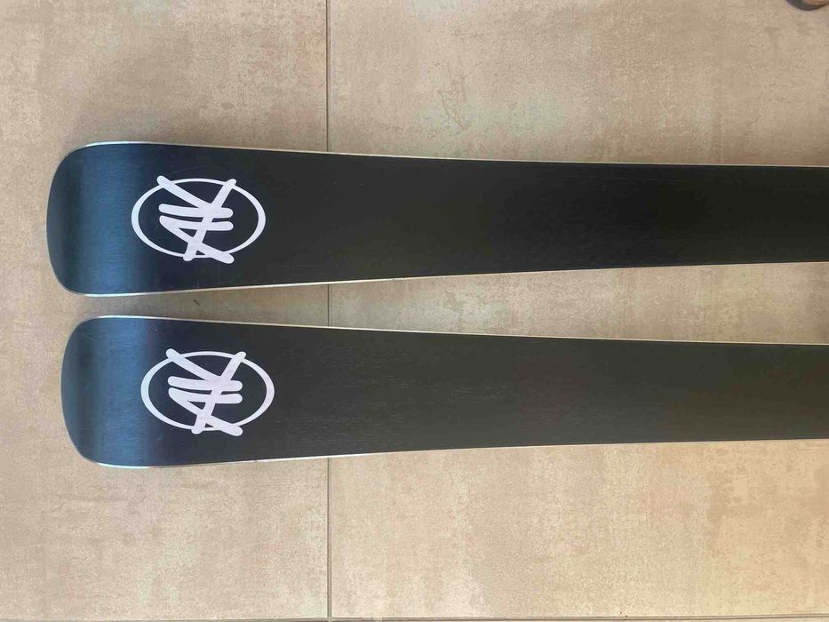Narty Premium firmy AK model Black 165 Slalom allmontain