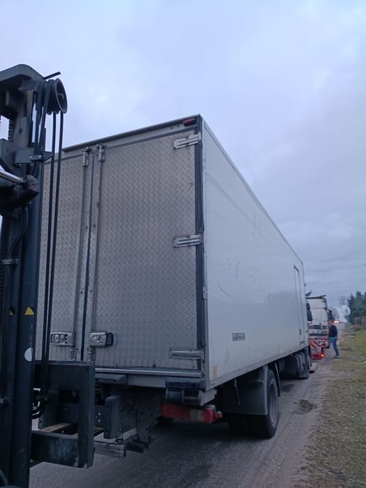 Chłodnia izoterma 9,2m kontener transport